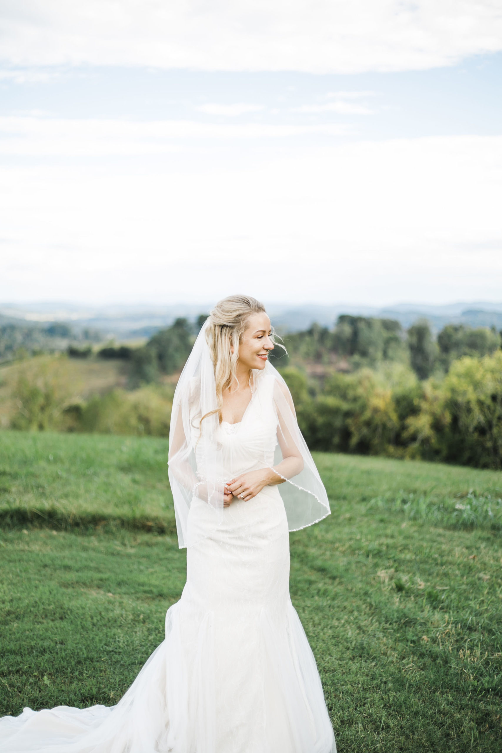 Tennessee wedding venue with Mountain View