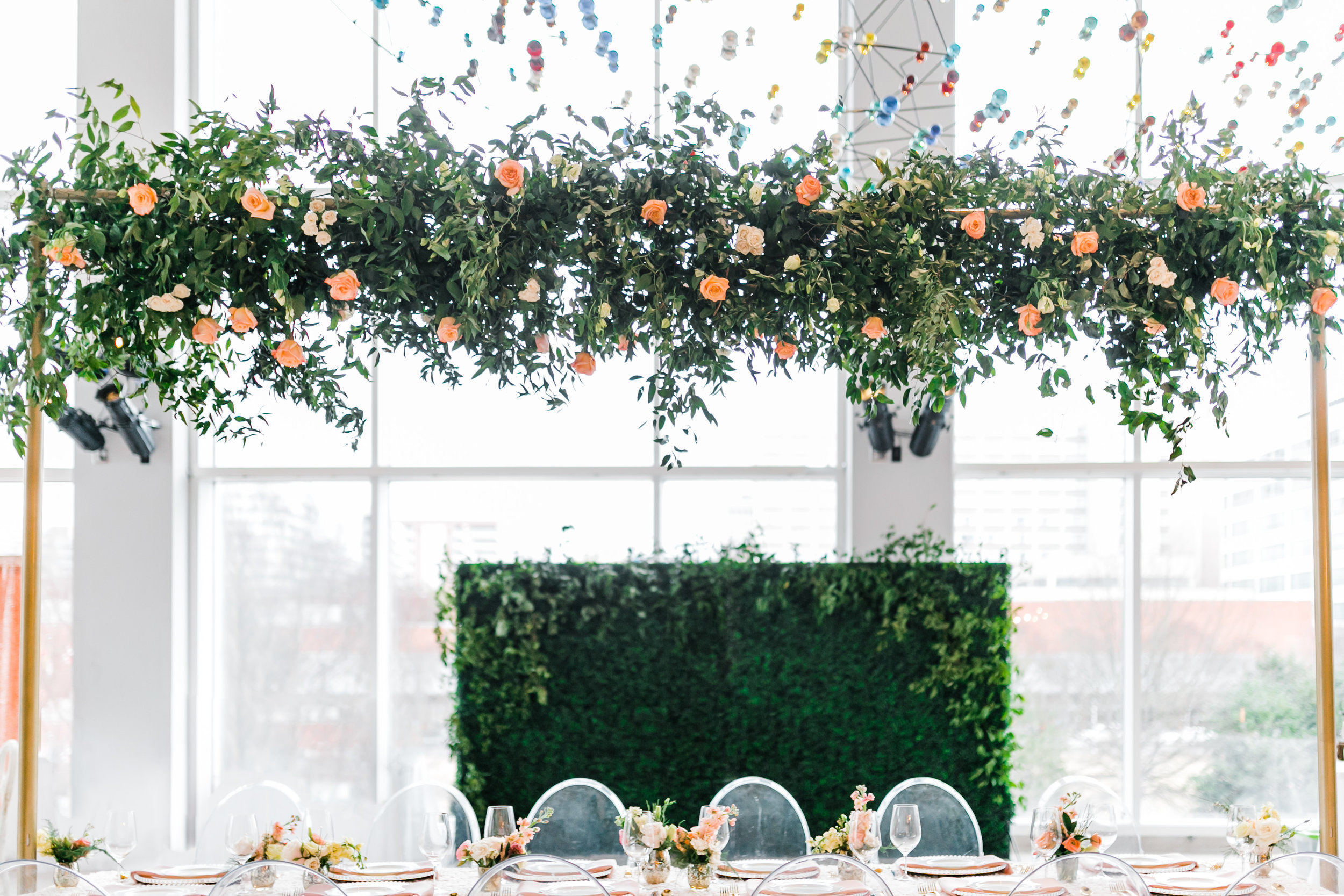 floating centerpiece at knoxville museum of art by lb florals