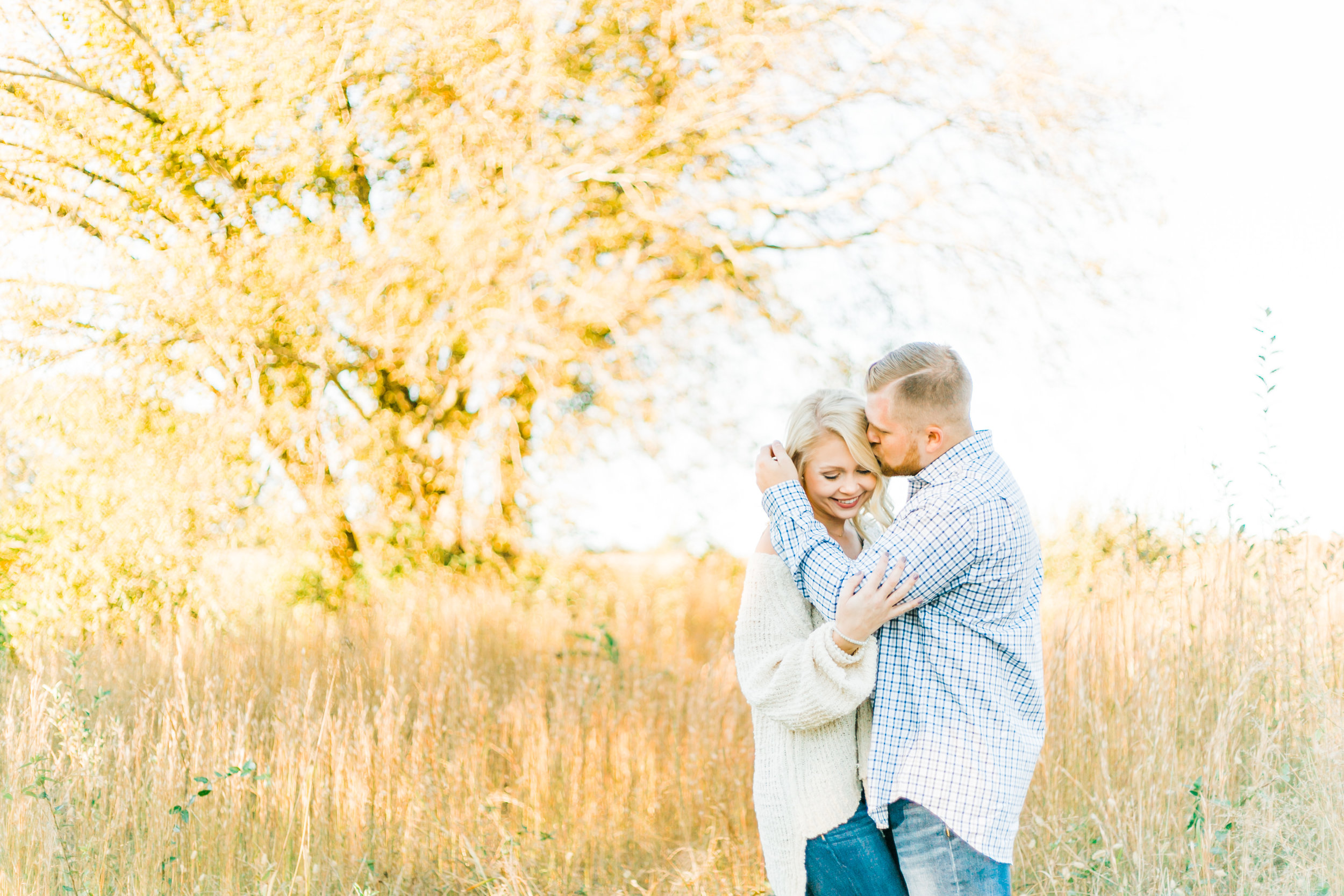 engagement photos at melton hill park in fall
