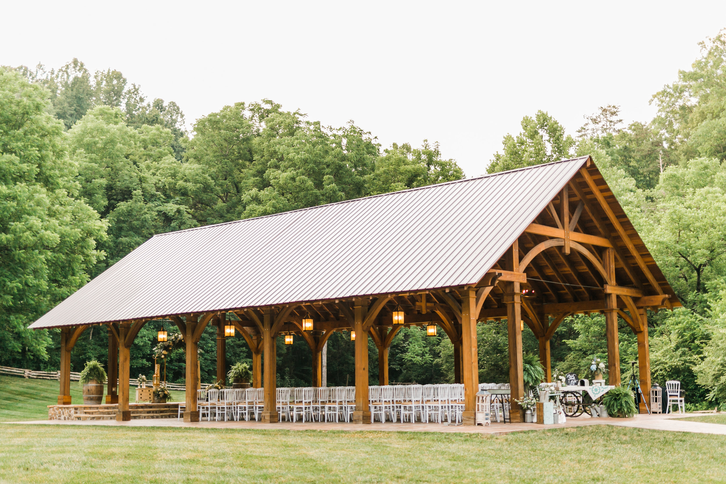 the cardinals nest wedding and events great smoky mountains