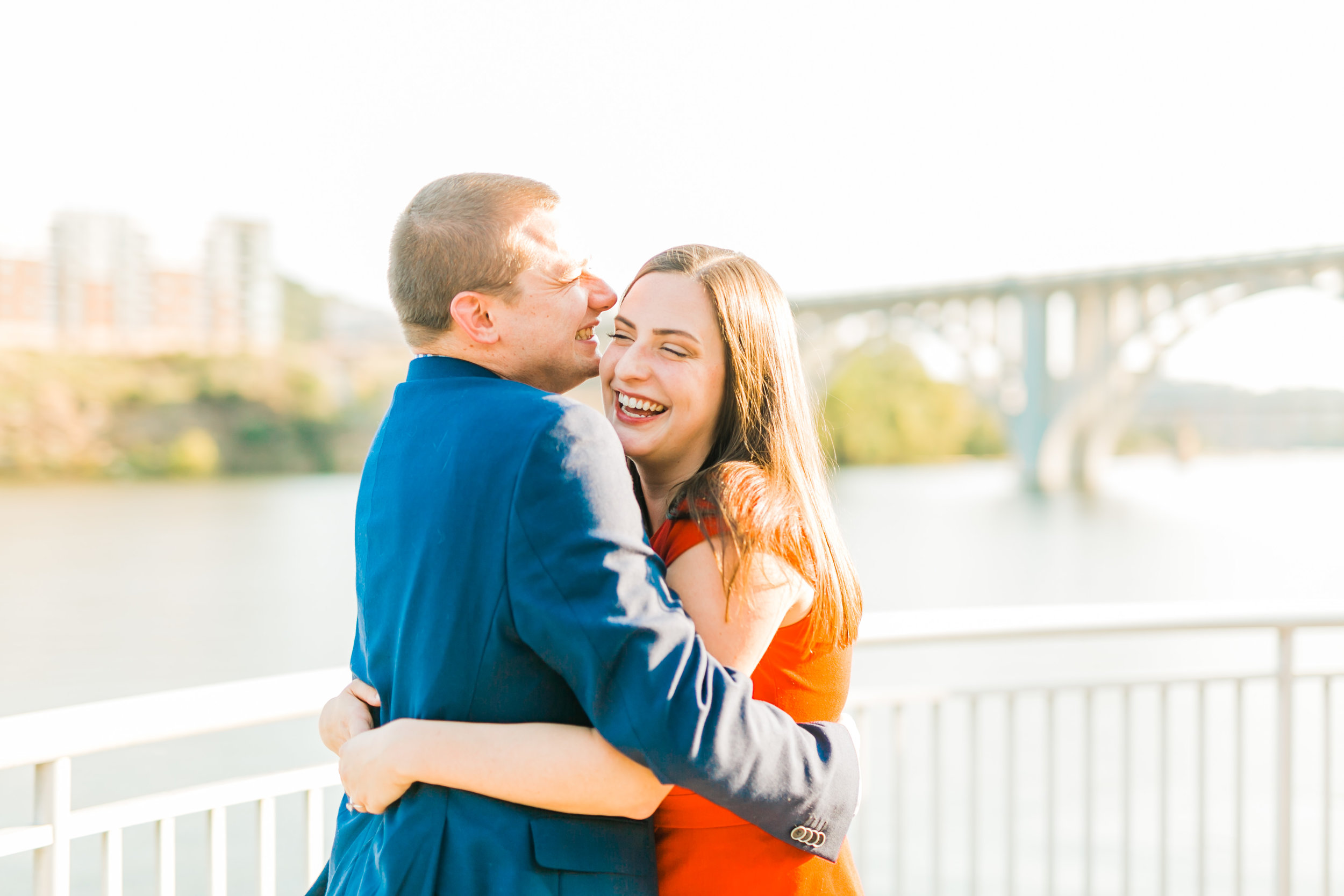 Tennessee river downtown knoxville engagement photos