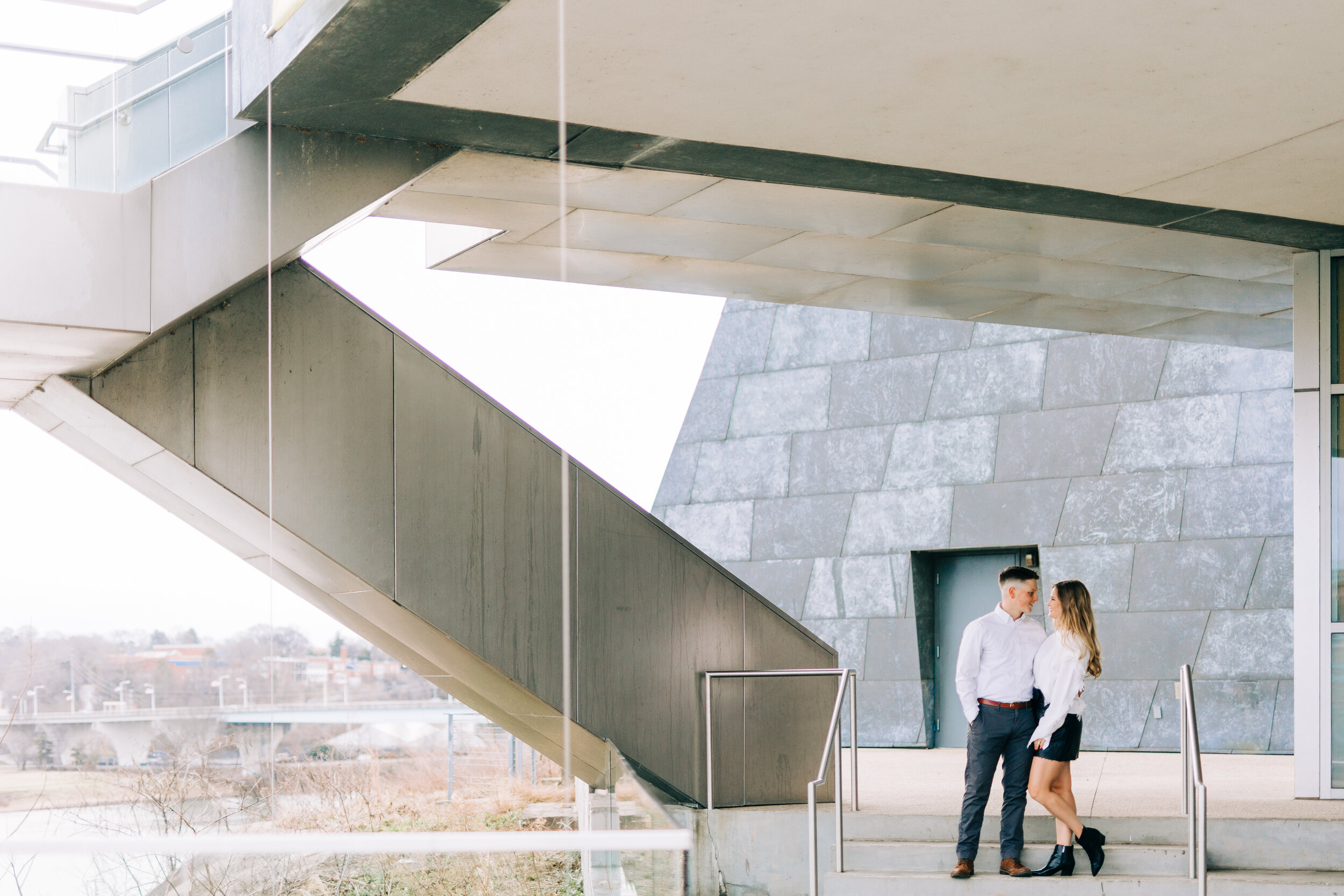 chattanooga museum of art engagement session modern
