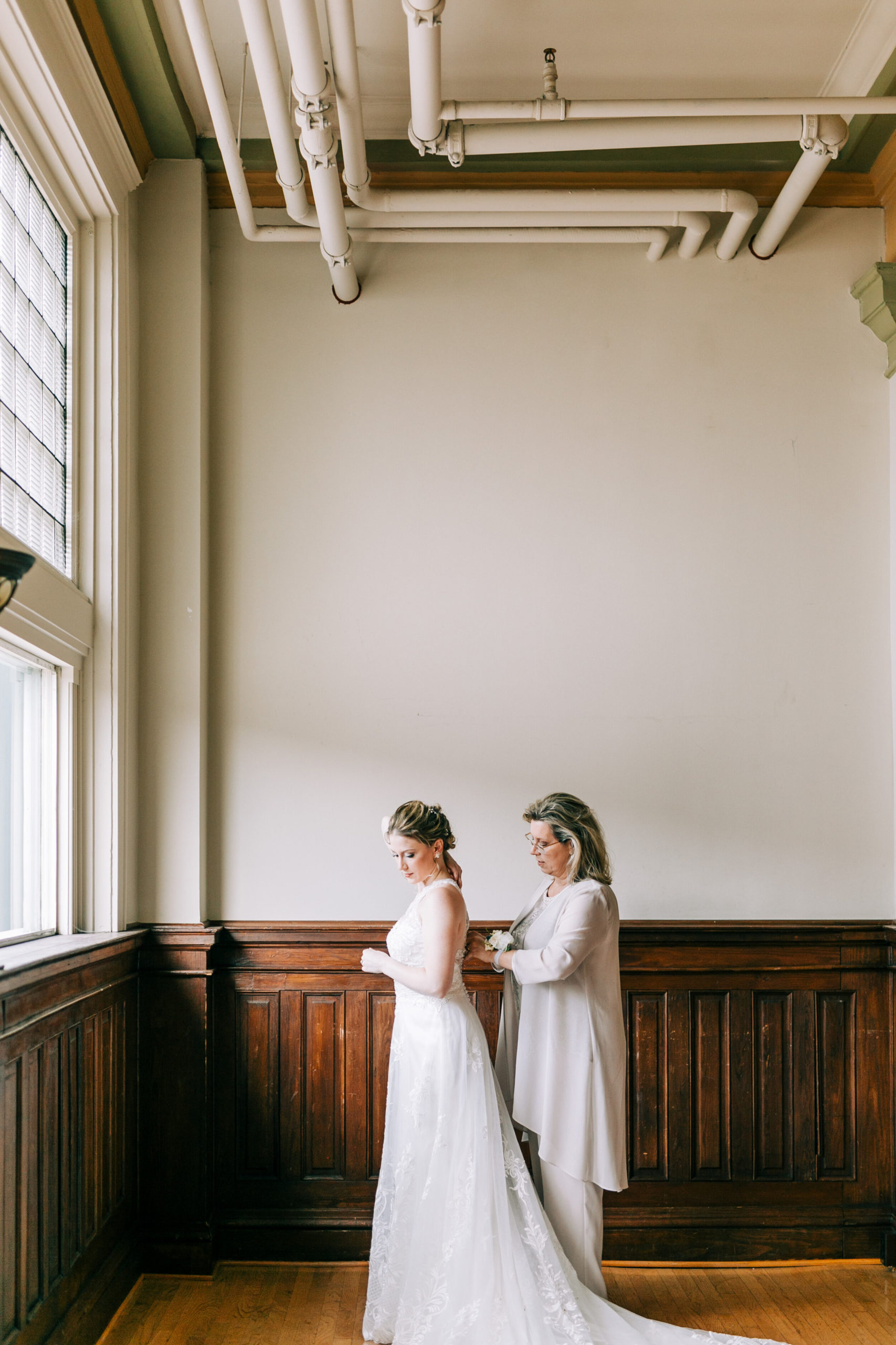 historic southern railway station wedding bride