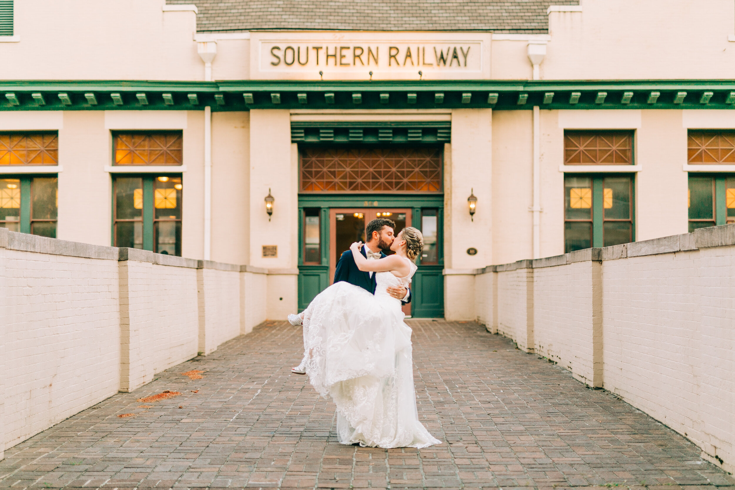 couple in front of the souther railway station in knoxville tn