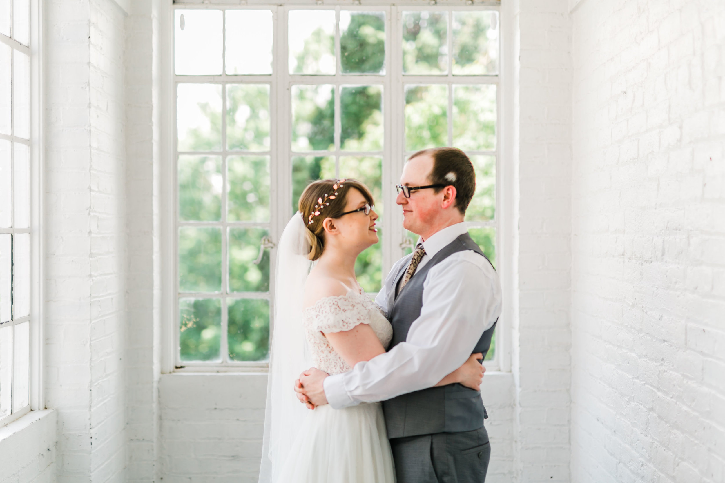 Fandom Inspired Wedding at Historic Bleak House | Knoxville, TN