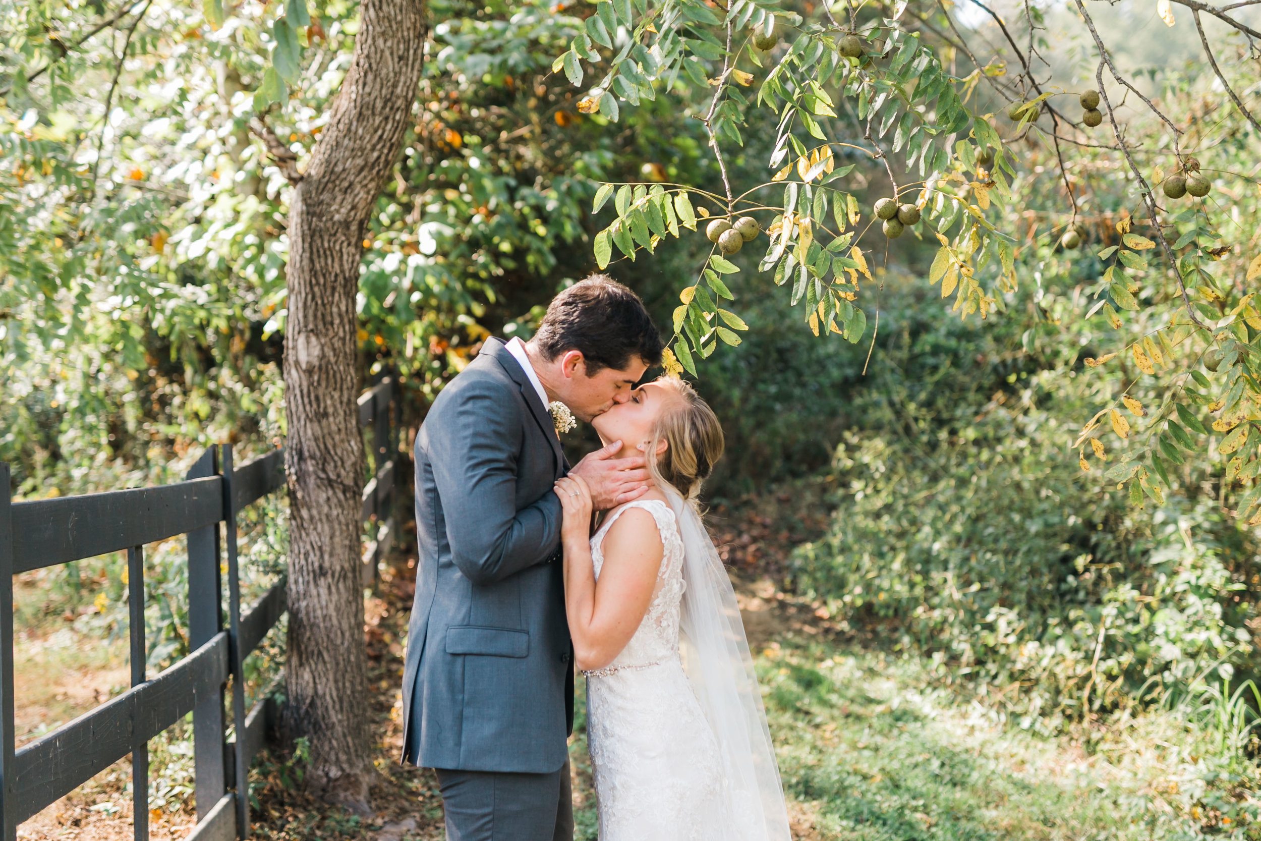 A Classic Country Wedding at 4 Points Farm