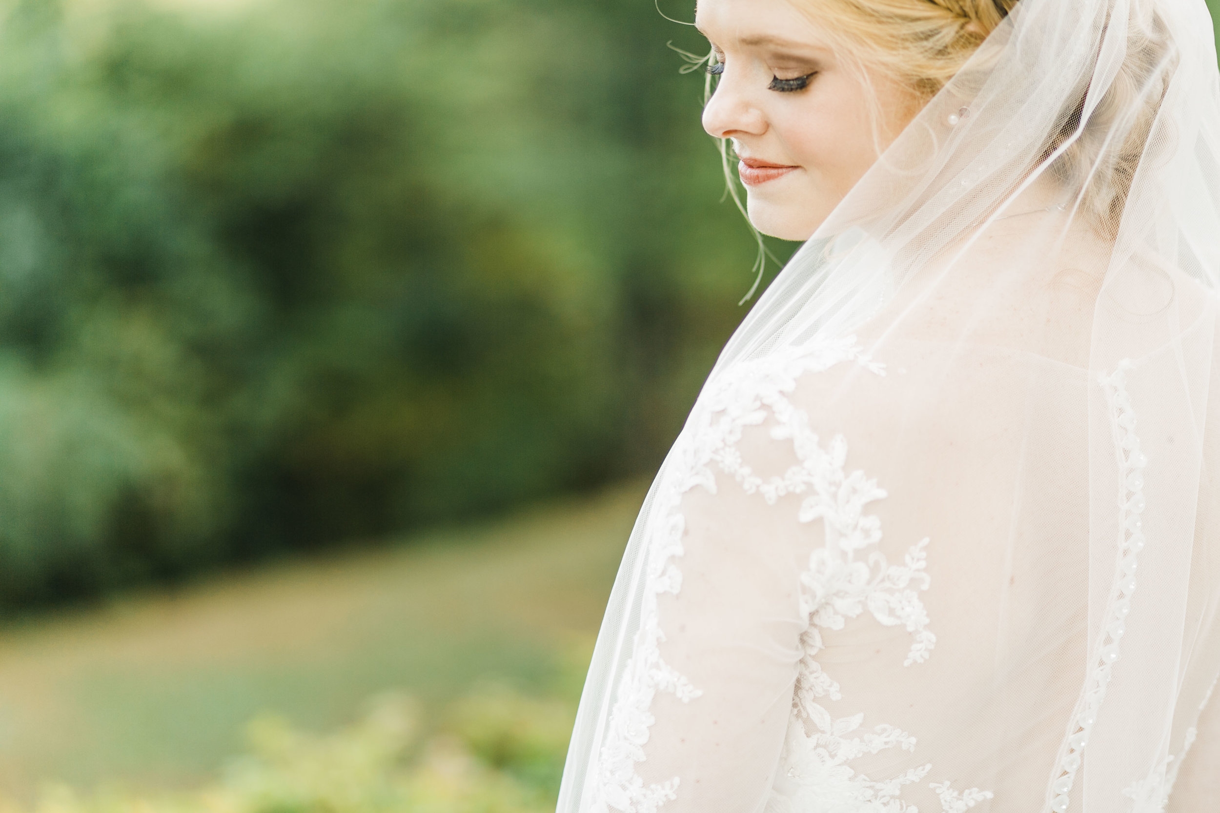 bridal portraits knoxville beauty by blair