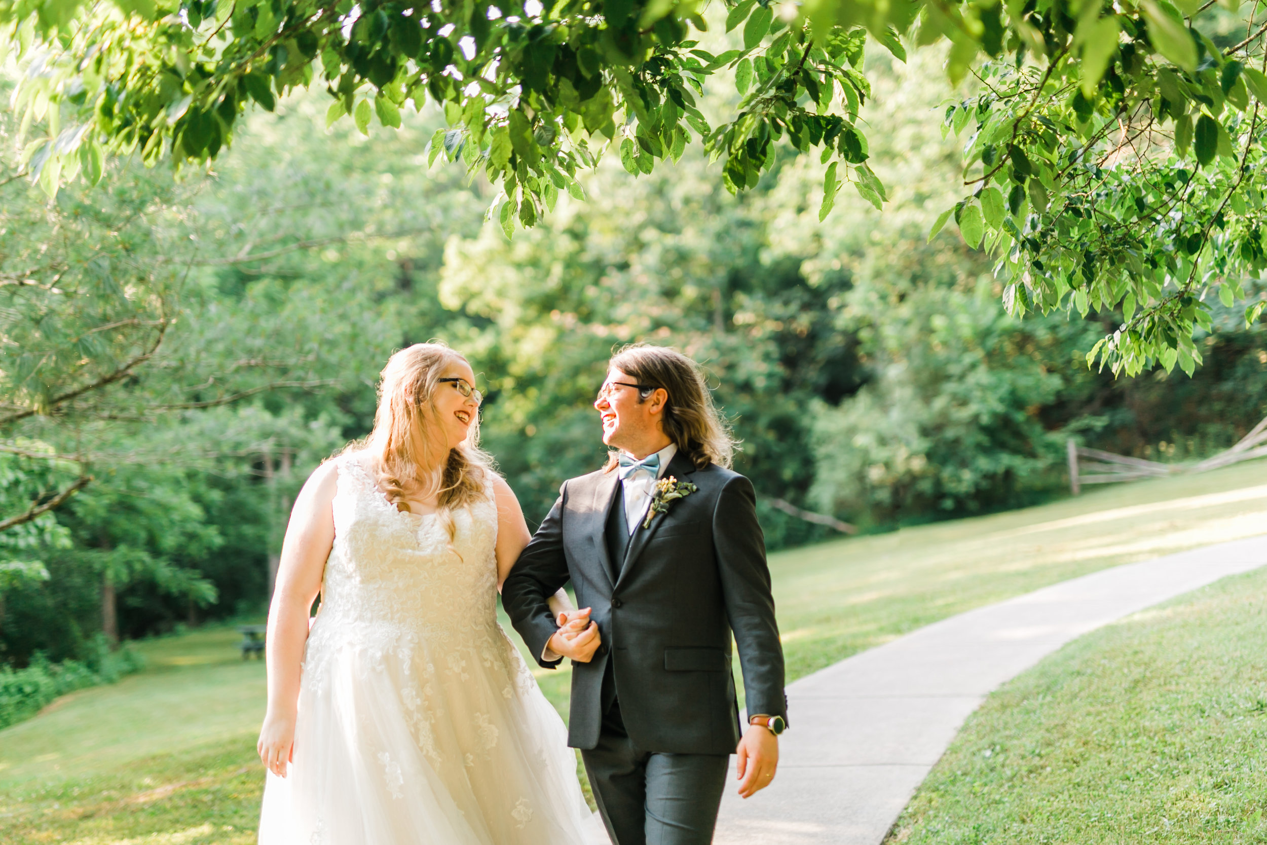 Blue Toned Wedding at The Cardinal's Nest | Sevierville, TN